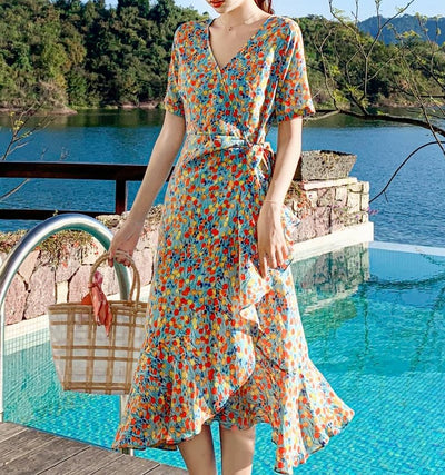 70s Young Woman Dress