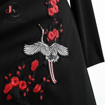 Plus Size Vintage Dress Black Embroidered Flowers