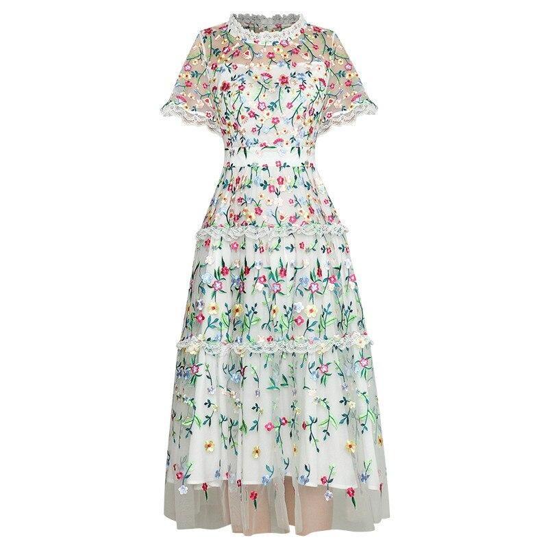 Hvid moderne vintage kjole