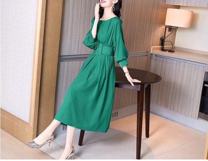 Green Quality Vintage Dress